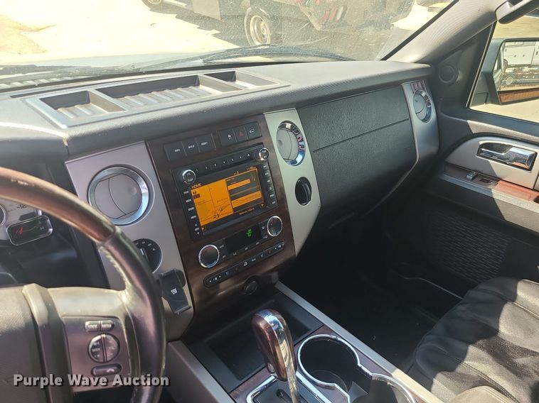 image for item DK4105 2010 Ford Expedition  SUV