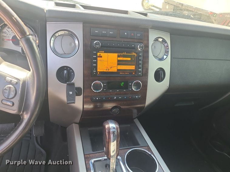 image for item DK4105 2010 Ford Expedition  SUV