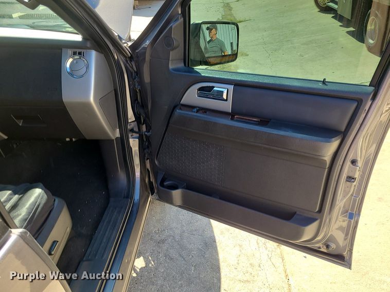 image for item DK4105 2010 Ford Expedition  SUV