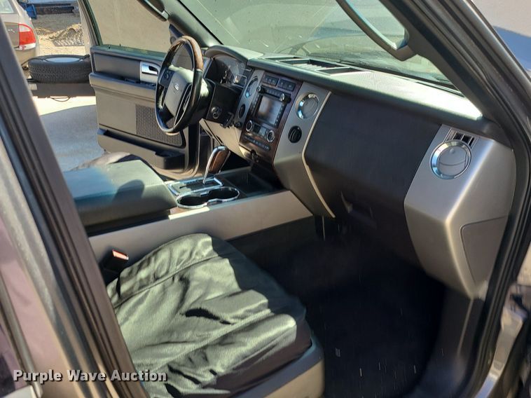 image for item DK4105 2010 Ford Expedition  SUV