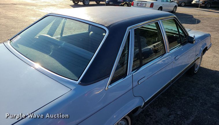 image for item DK4107 1983 Ford LTD