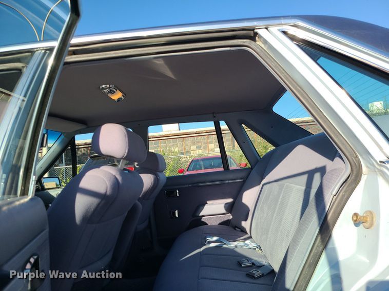 image for item DK4107 1983 Ford LTD