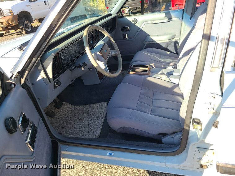 image for item DK4107 1983 Ford LTD