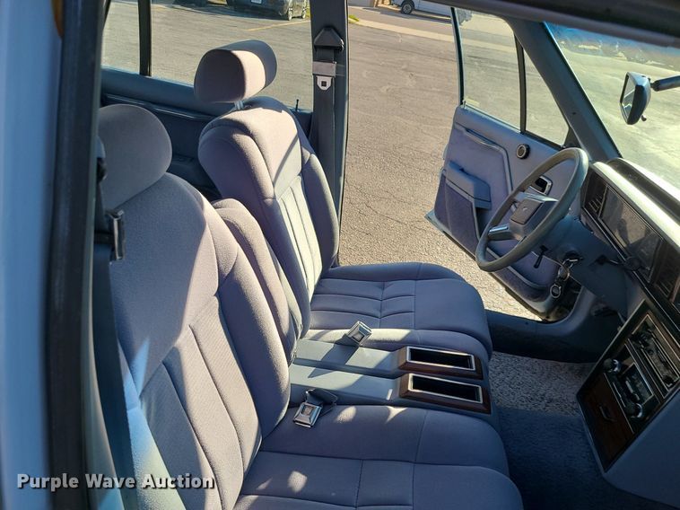 image for item DK4107 1983 Ford LTD