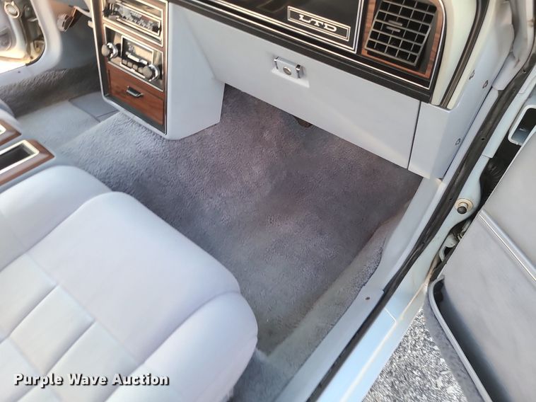 image for item DK4107 1983 Ford LTD