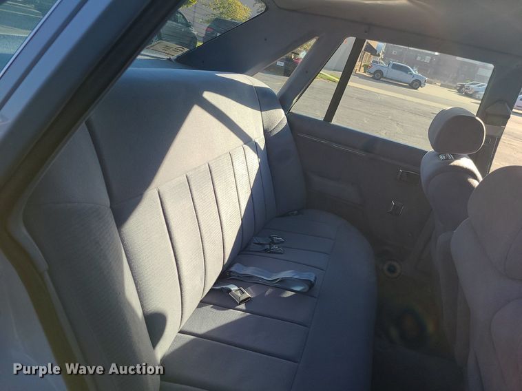 image for item DK4107 1983 Ford LTD