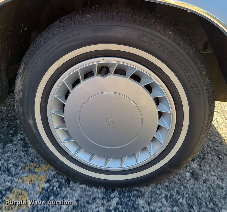 image for item DK4107 1983 Ford LTD