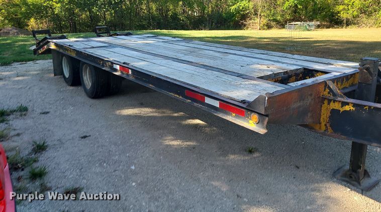 image for item DK4108 1983 Kalyn  equipment trailer