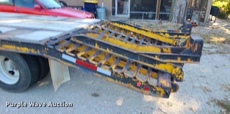 image for item DK4108 1983 Kalyn  equipment trailer