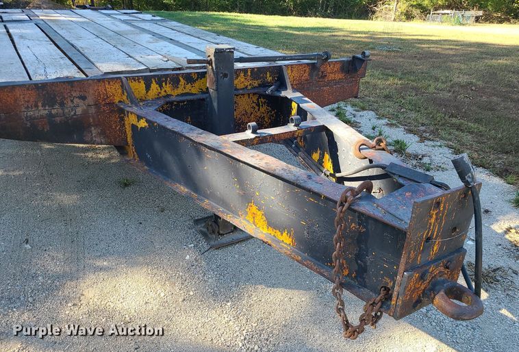 image for item DK4108 1983 Kalyn  equipment trailer