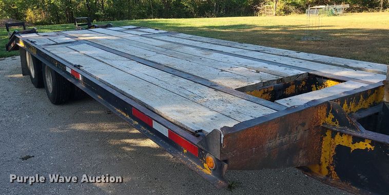 image for item DK4108 1983 Kalyn  equipment trailer