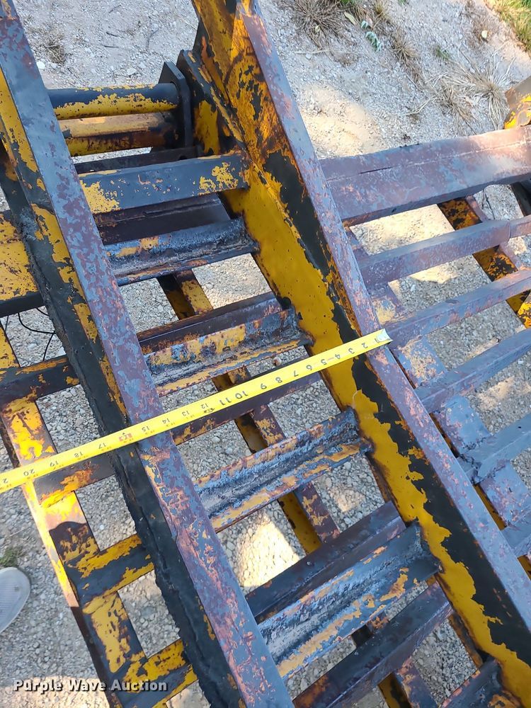 image for item DK4108 1983 Kalyn  equipment trailer