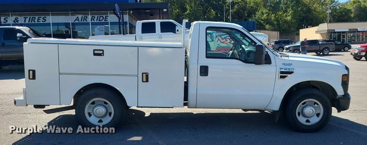 image for item DK4110 2008 Ford F250 Super Duty XL  utility bed pickup truck