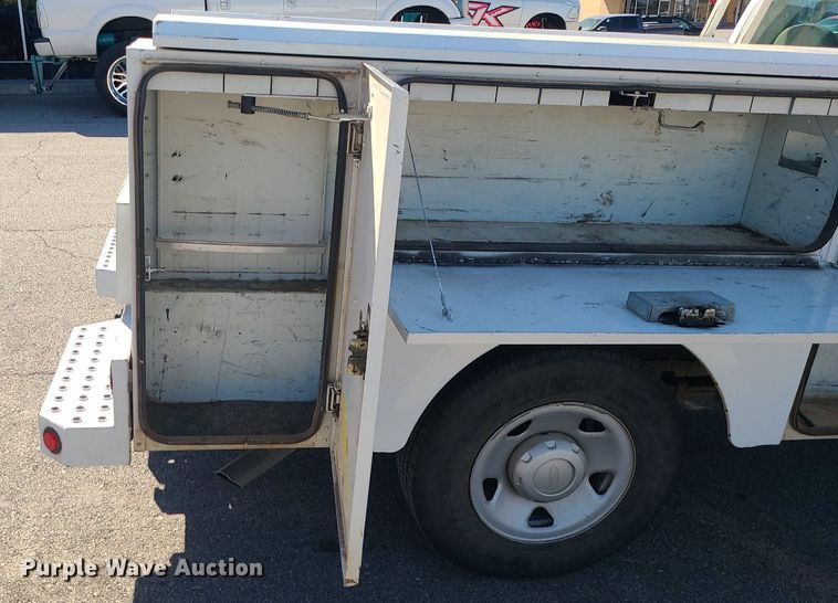 image for item DK4110 2008 Ford F250 Super Duty XL  utility bed pickup truck