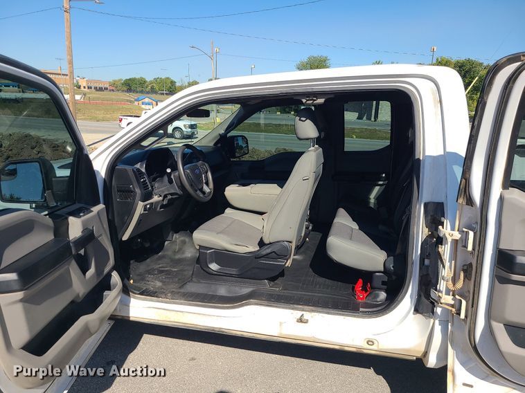 image for item DK4111 2018 Ford F150 XL  SuperCab pickup truck