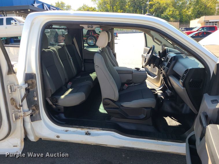 image for item DK4111 2018 Ford F150 XL  SuperCab pickup truck