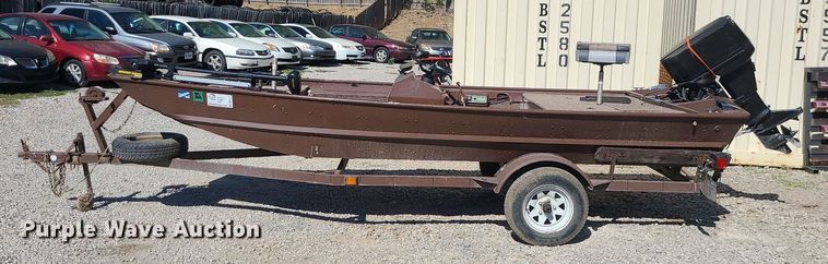 image for item DK4113 1981 Bass Tracker  boat