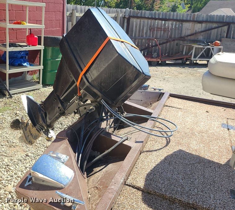 image for item DK4113 1981 Bass Tracker  boat