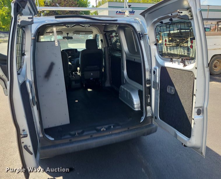 image for item DK4120 2017 Chevrolet City Express  van