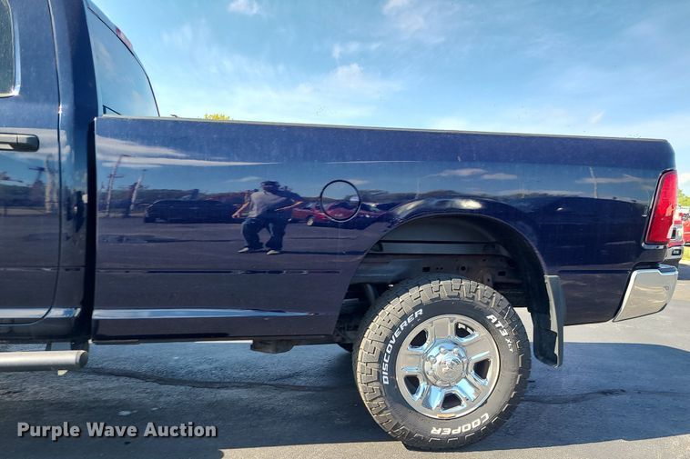 image for item DK4121 2015 Dodge Ram 2500  Crew Cab pickup truck