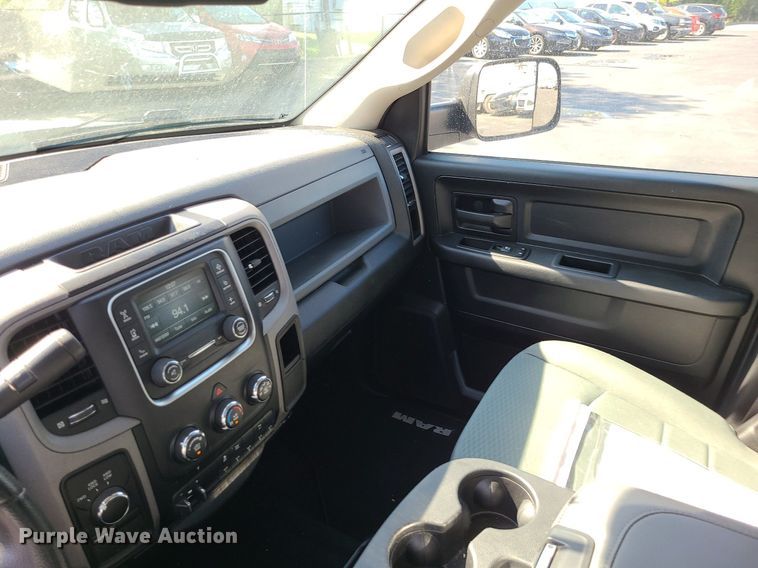 image for item DK4121 2015 Dodge Ram 2500  Crew Cab pickup truck