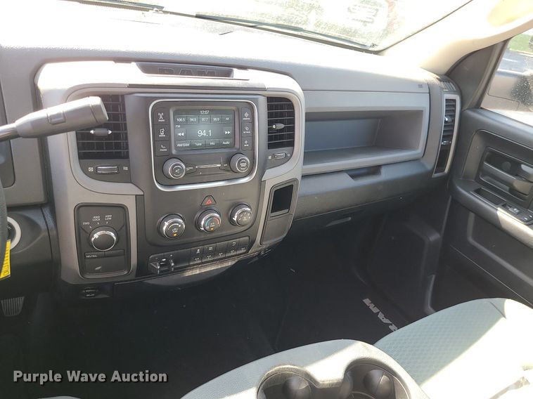 image for item DK4121 2015 Dodge Ram 2500  Crew Cab pickup truck