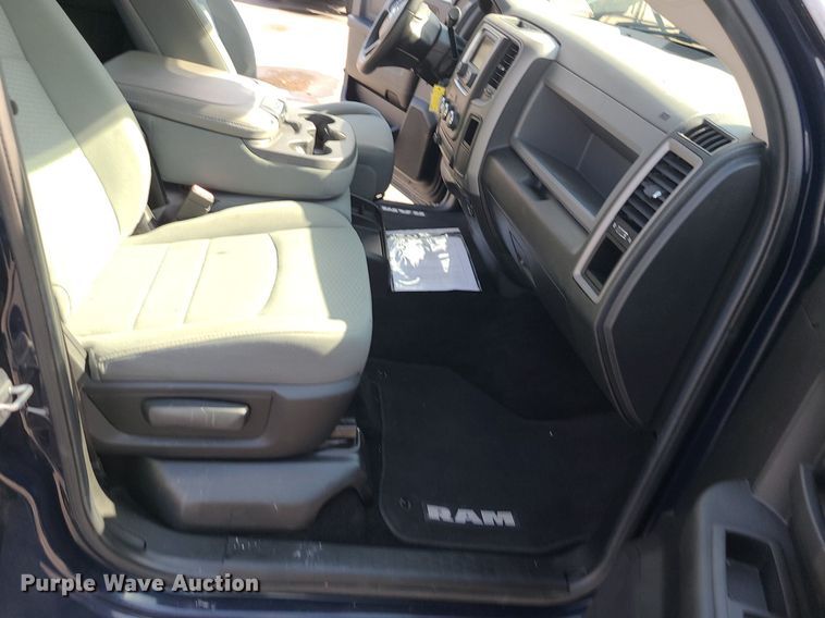 image for item DK4121 2015 Dodge Ram 2500  Crew Cab pickup truck