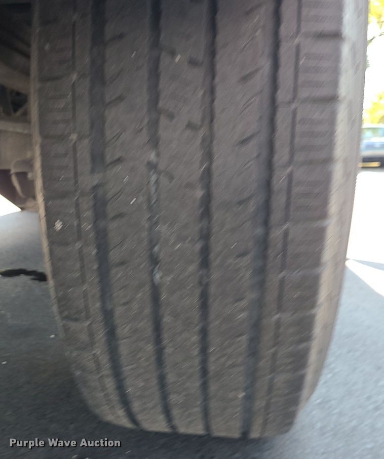 image for item DK4124 2012 Nissan Frontier  Crew Cab pickup truck