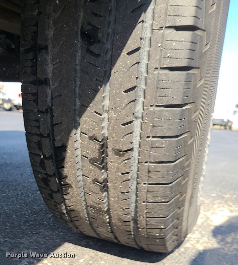 image for item DK4124 2012 Nissan Frontier  Crew Cab pickup truck