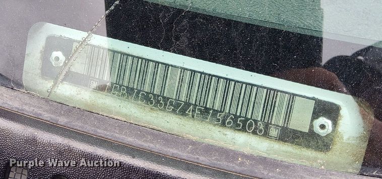 image for item DK8840 2004 Chevrolet Silverado 3500  Crew Cab flatbed pickup truck