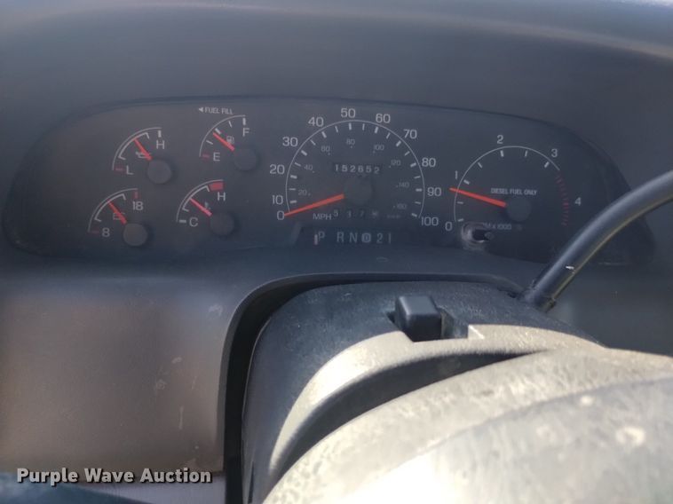 image for item DK8844 2000 Ford F350 Super Duty XL  flatbed pickup truck