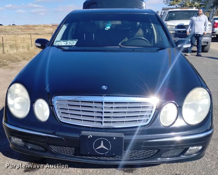 image for item DK8845 2006 Mercedes Benz E350
