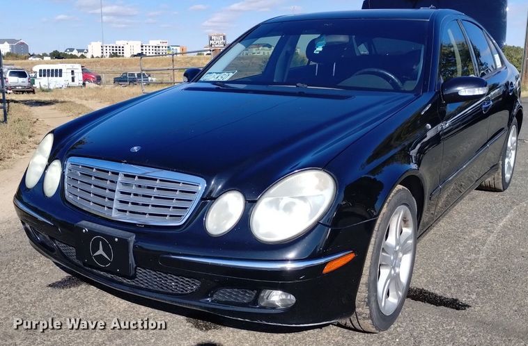 image for item DK8845 2006 Mercedes Benz E350