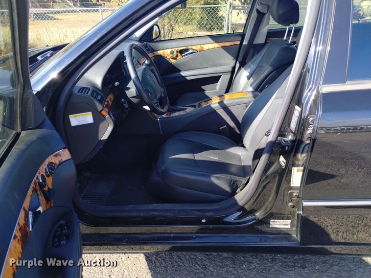 image for item DK8845 2006 Mercedes Benz E350