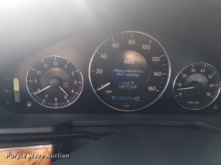 image for item DK8845 2006 Mercedes Benz E350