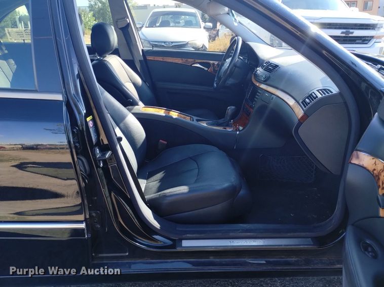 image for item DK8845 2006 Mercedes Benz E350