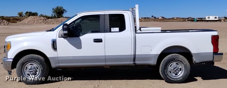 image for item DK8857 2017 Ford F250 Super Duty XL  SuperCab pickup truck