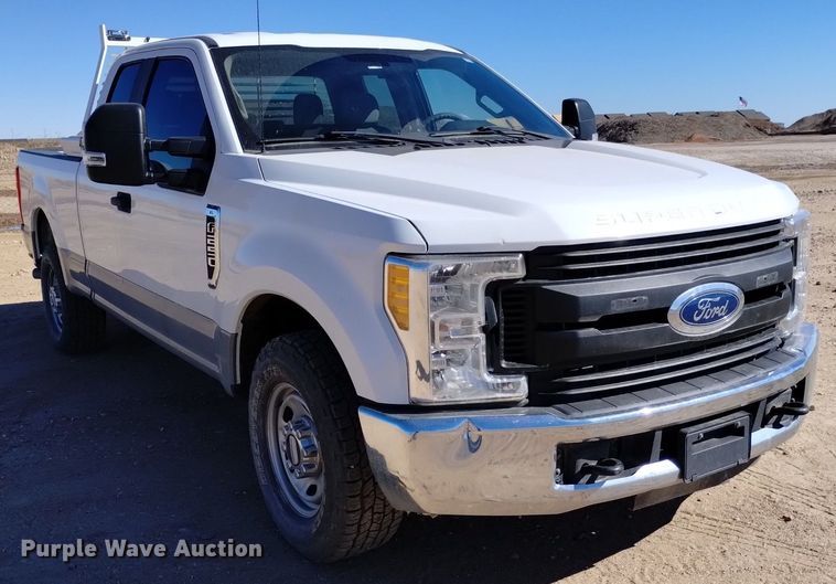 image for item DK8857 2017 Ford F250 Super Duty XL  SuperCab pickup truck