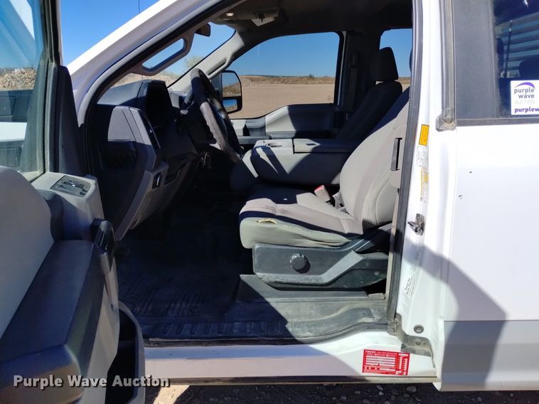 image for item DK8857 2017 Ford F250 Super Duty XL  SuperCab pickup truck