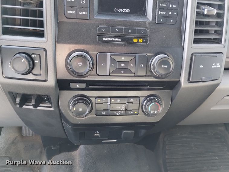 image for item DK8857 2017 Ford F250 Super Duty XL  SuperCab pickup truck