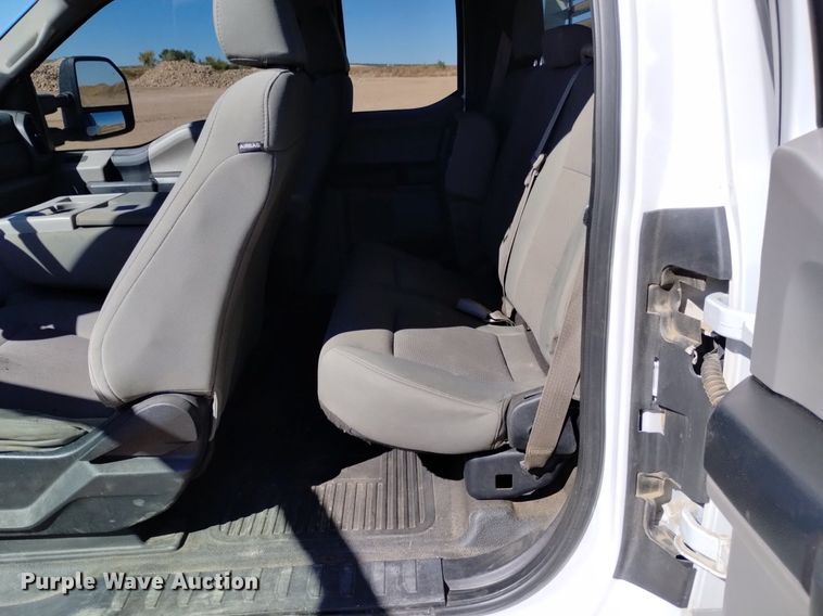 image for item DK8857 2017 Ford F250 Super Duty XL  SuperCab pickup truck