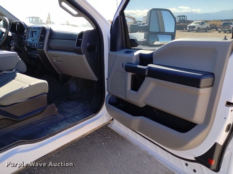 image for item DK8857 2017 Ford F250 Super Duty XL  SuperCab pickup truck