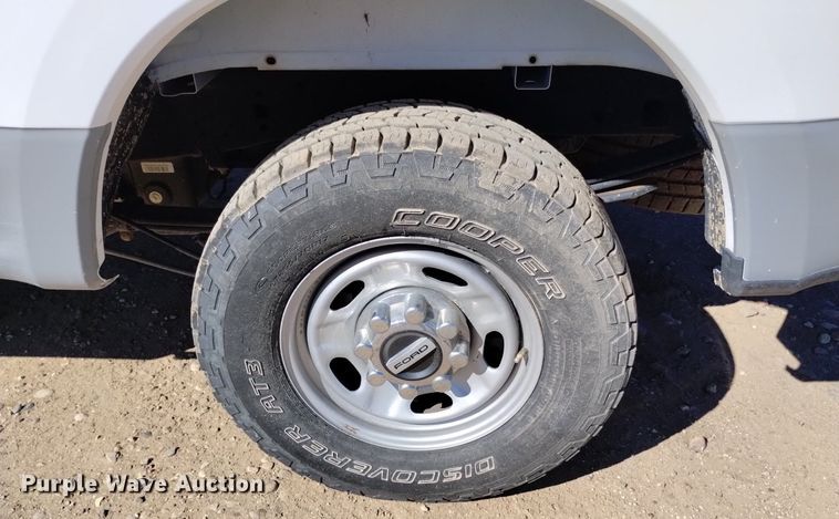 image for item DK8857 2017 Ford F250 Super Duty XL  SuperCab pickup truck