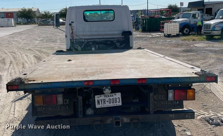 image for item DM0374 2002 Isuzu NPR  flatbed truck