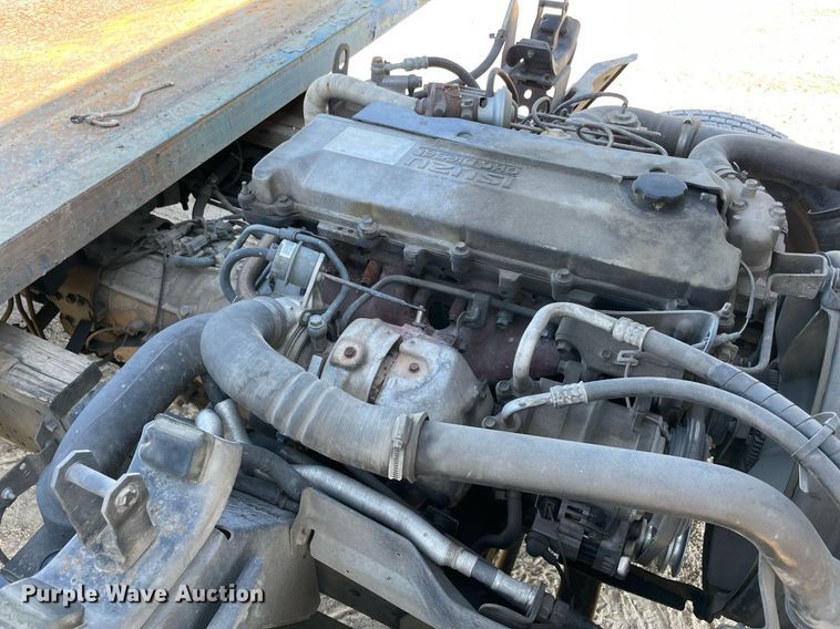 image for item DM0374 2002 Isuzu NPR  flatbed truck