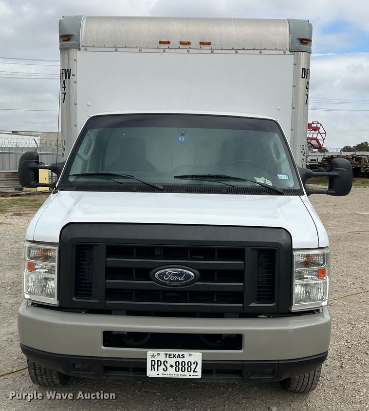 image for item DN3156 2012 Ford E350 Super Duty  box truck