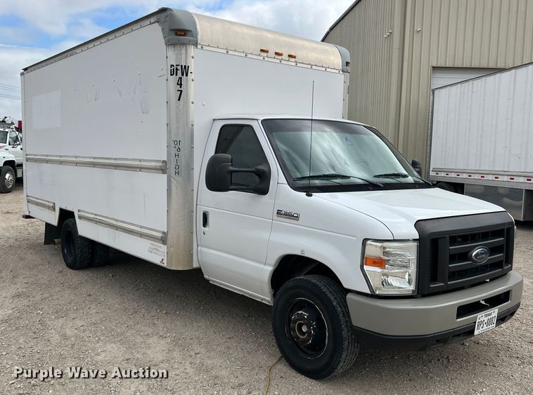 image for item DN3156 2012 Ford E350 Super Duty  box truck
