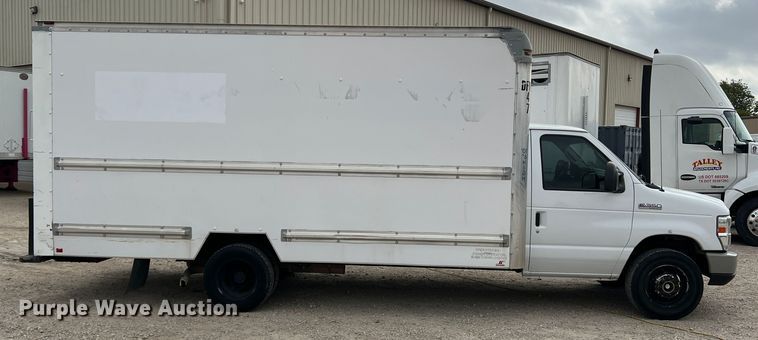 image for item DN3156 2012 Ford E350 Super Duty  box truck