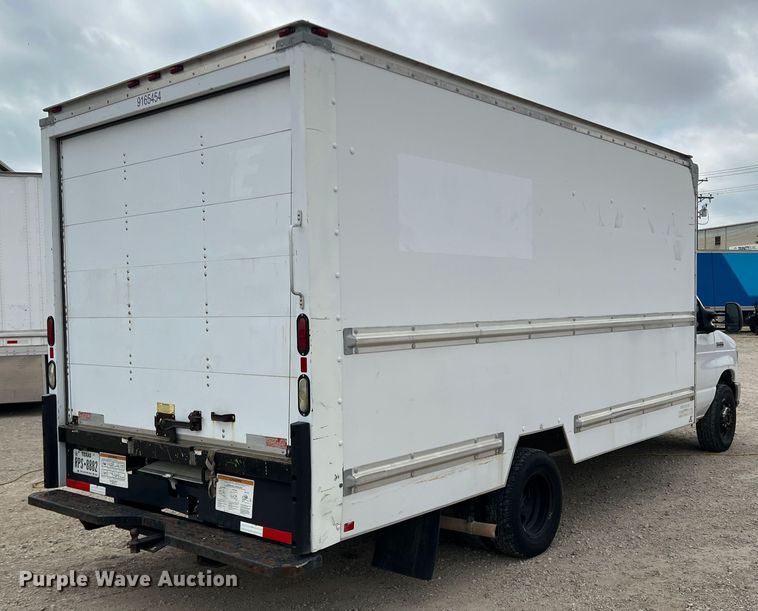 image for item DN3156 2012 Ford E350 Super Duty  box truck