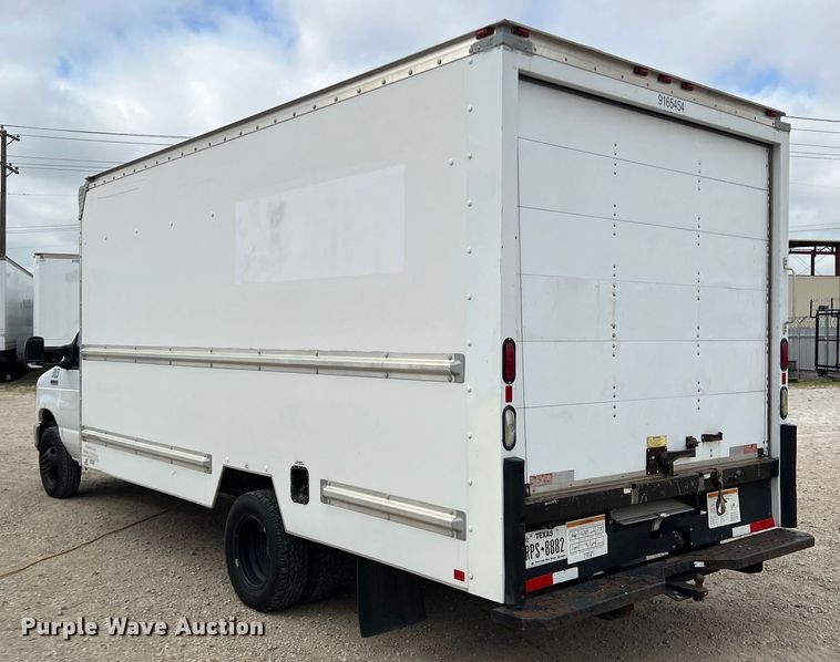 image for item DN3156 2012 Ford E350 Super Duty  box truck